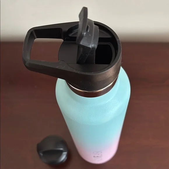 Iron Flask Stainless Steel Gradient Water Bottle - Blue and Pink - Picture 2 of 9